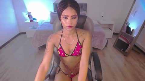 Snapshot of samantha_spike chatting on 12-04-24, 01:09 Samantha online show from 12-04-24, 01:09