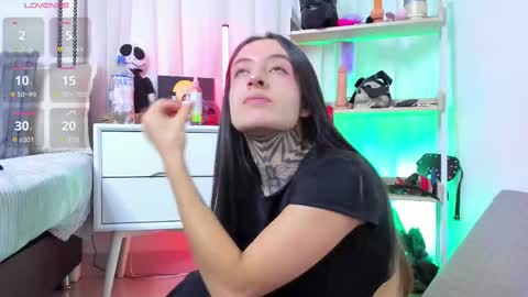 Snapshot of samantha_steward chatting on 09-16-25, 01:56 Fernanda online show from 09-16-25, 01:56