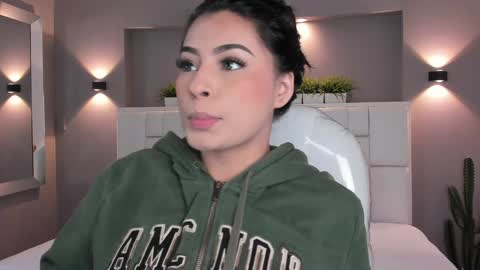 Snapshot of samanthaa_22_ chatting on 01-18-25, 03:53 Samanthaa online show from 01-18-25, 03:53