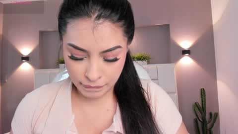 Snapshot of samanthaa_22_ chatting on 01-26-25, 03:38 Samanthaa online show from 01-26-25, 03:38