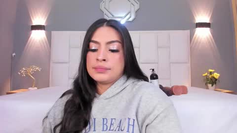  Samanthaa online show from 11-12-25, 12:05