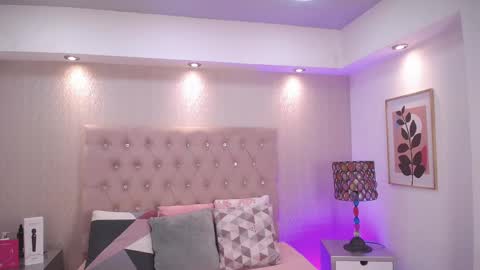 Samantha online show from 11-13-25, 05:39