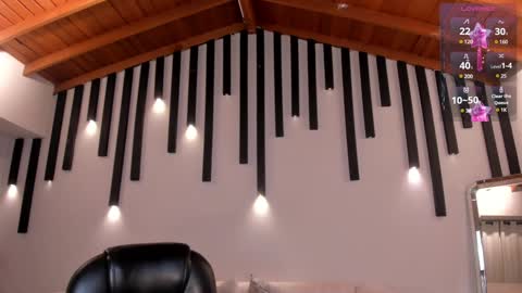 Samantha Klein online show from 12-22-24, 10:06