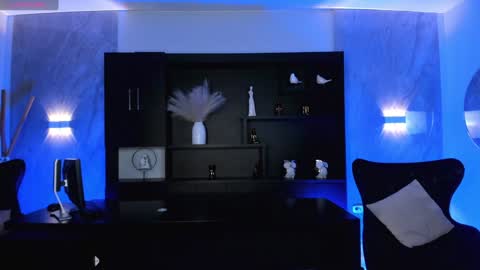 Samantha Klein online show from 01-11-25, 03:13