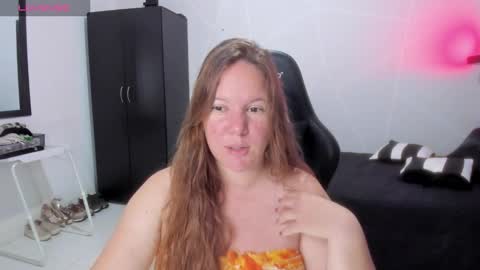 Samantha samy online show from 11-17-25, 01:44