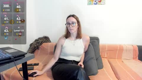 Samara From The Well online show from 11-18-25, 04:33