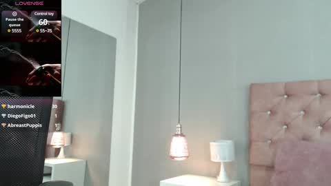 samaragrey18 online show from 01-30-25, 07:39