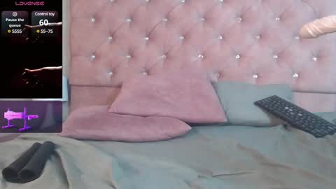 samaragrey18 online show from 02-26-25, 06:47