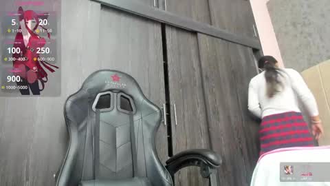 Sara  online show from 03-07-25, 11:40