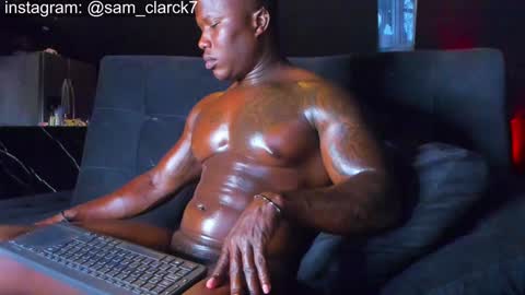 Snapshot of samclarck chatting on 01-29-25, 11:25 SAM online show from 01-29-25, 11:25