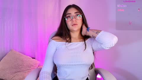 Snapshot of samii_evans chatting on 12-03-24, 04:58 samii evans online show from 12-03-24, 04:58