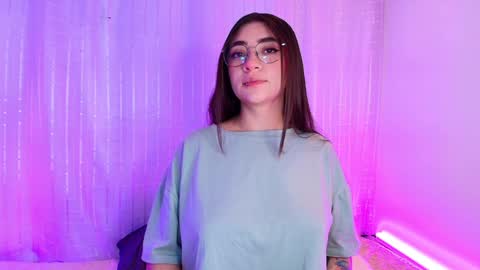 Snapshot of samii_evans chatting on 12-13-24, 05:27 samii evans online show from 12-13-24, 05:27