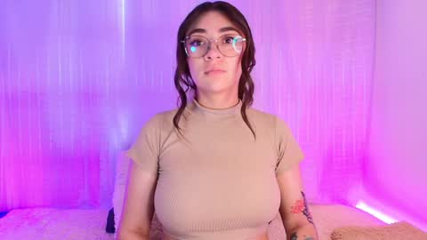 Snapshot of samii_evans chatting on 02-07-25, 07:59 samii evans online show from 02-07-25, 07:59