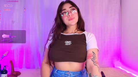 Snapshot of samii_evans chatting on 02-26-25, 07:20 samii evans online show from 02-26-25, 07:20