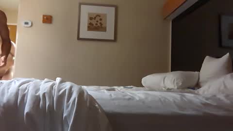 Snapshot of samiikayy chatting on 09-22-25, 04:36 samiikayy online show from 09-22-25, 04:36