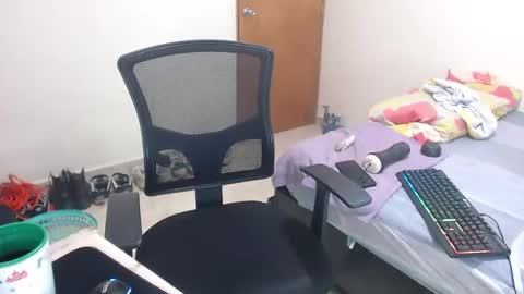 samir_music_ online show from 10-23-25, 06:28