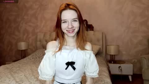 Snapshot of samkelker chatting on 02-24-26, 06:44 Mozelle online show from 02-24-26, 06:44