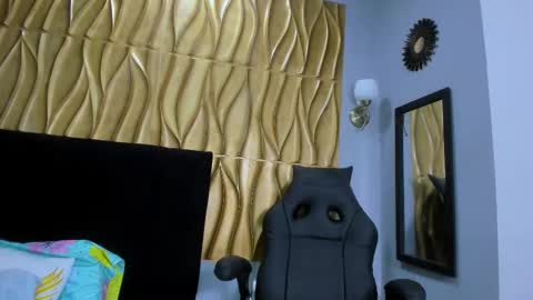 Snapshot of sammanta_18 chatting on 11-28-25, 03:14 Samantha online show from 11-28-25, 03:14