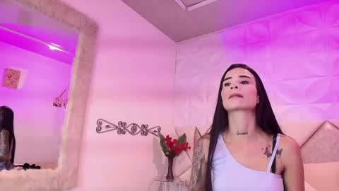 Snapshot of sammy_blaze chatting on 11-13-25, 01:10 Sammy online show from 11-13-25, 01:10