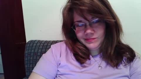 Snapshot of sammy_lyn chatting on 10-09-25, 05:00 Sam online show from 10-09-25, 05:00