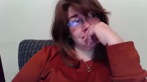 Snapshot of sammy_lyn chatting on 10-20-25, 06:30 Sam online show from 10-20-25, 06:30