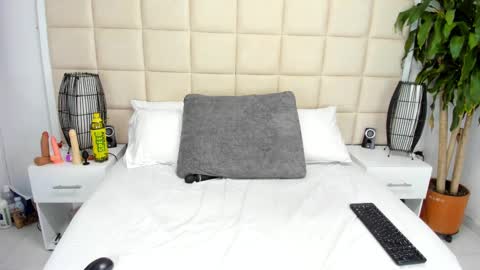 Nice to meet you guys my name is Lina. online show from 03-02-25, 05:01