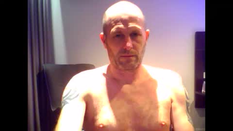 Snapshot of sammyb1821 chatting on 02-11-25, 08:31 sammyb1821 online show from 02-11-25, 08:31