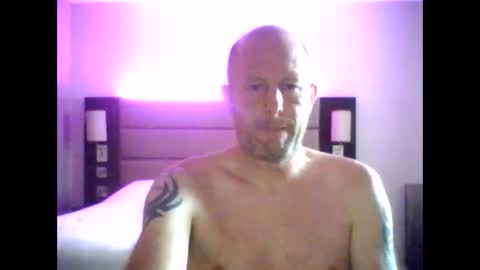 Snapshot of sammyb1821 chatting on 09-15-25, 02:06 sammyb1821 online show from 09-15-25, 02:06
