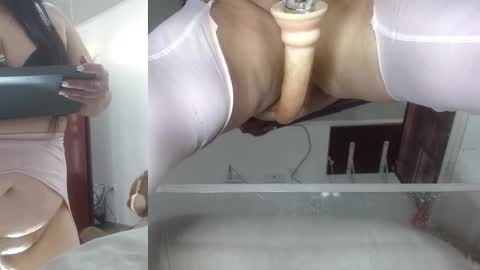 Snapshot of sammyevanss__ chatting on 11-22-25, 11:31 SAMMY online show from 11-22-25, 11:31