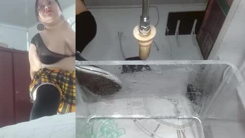 Snapshot of sammyevanss__ chatting on 11-27-25, 11:01 SAMMY online show from 11-27-25, 11:01