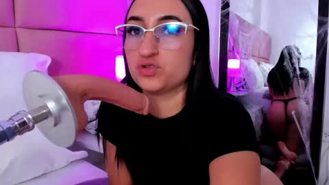 Sammy Morales online show from 10-21-25, 04:19