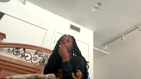 Samoanne online show from 12-19-24, 06:56