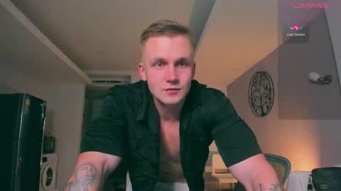 Samuel online show from 09-27-25, 03:22