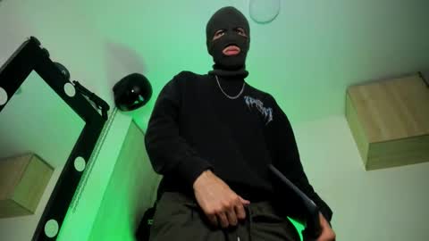   online show from 10-01-25, 02:28