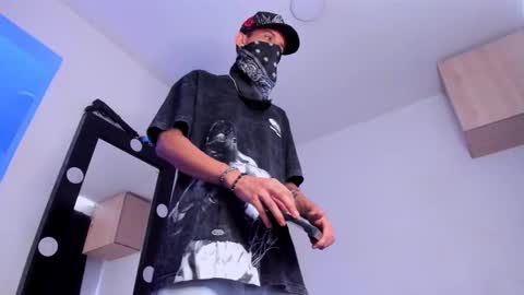   online show from 10-26-25, 12:33