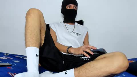   online show from 11-15-25, 02:20