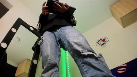   online show from 02-20-26, 05:04