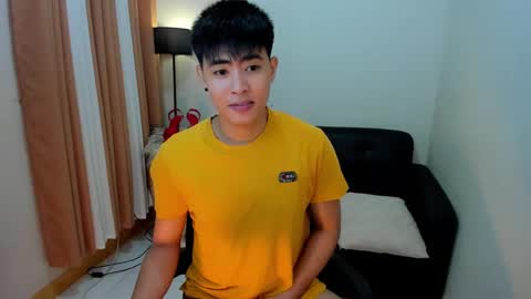 Snapshot of samuelangelo chatting on 12-13-24, 06:53 Sam online show from 12-13-24, 06:53