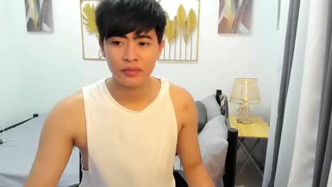 Snapshot of samuelangelo chatting on 03-06-25, 04:08 Sam online show from 03-06-25, 04:08