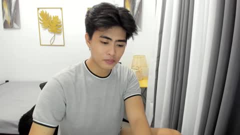 Snapshot of samuelangelo chatting on 03-12-25, 07:24 Sam online show from 03-12-25, 07:24