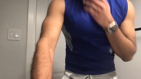 Snapshot of samwise2418 chatting on 09-19-25, 06:37 Sam W dick strip tease online show from 09-19-25, 06:37