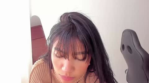 Snapshot of samy_jonnes_ chatting on 01-20-25, 08:07 Hello I am absent due to a family calamity I will return soon-hola estoy ausente por un problema familiar volvere pronto. online show from 01-20-25, 08:07