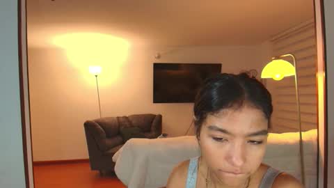 Snapshot of samy_jonnes_ chatting on 10-08-25, 11:13 Hello I am absent due to a family calamity I will return soon-hola estoy ausente por un problema familiar volvere pronto. online show from 10-08-25, 11:13