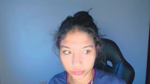 Snapshot of samy_jonnes_ chatting on 10-22-25, 12:44 Hello I am absent due to a family calamity I will return soon-hola estoy ausente por un problema familiar volvere pronto. online show from 10-22-25, 12:44