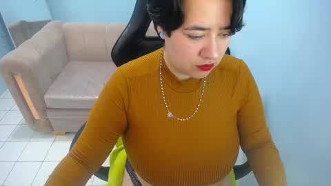 Snapshot of samythomas_t chatting on 12-16-25, 02:38 samythomas_t online show from 12-16-25, 02:38