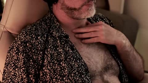 Sanders online show from 12-23-24, 04:33