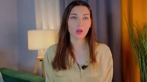 Snapshot of sandili chatting on 11-15-25, 01:03 Isabel but you can call me Bella online show from 11-15-25, 01:03