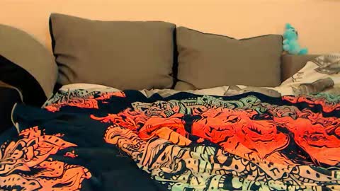 Sandra online show from 02-05-26, 05:17