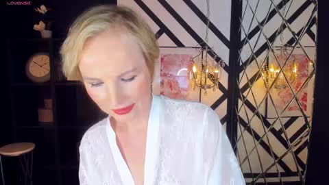 Sandra online show from 02-10-25, 11:57