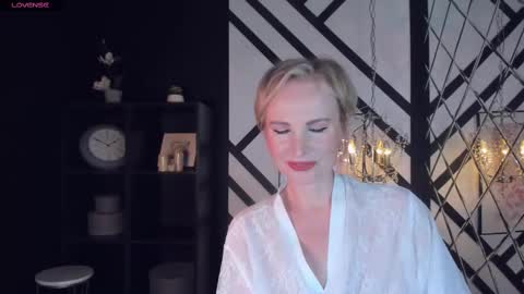 Sandra online show from 02-13-25, 12:00